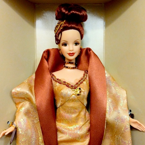 🌹🍃New In Box ~ 1997 “Cafe Society” Members Collector Barbie Doll - Picture 2 of 8